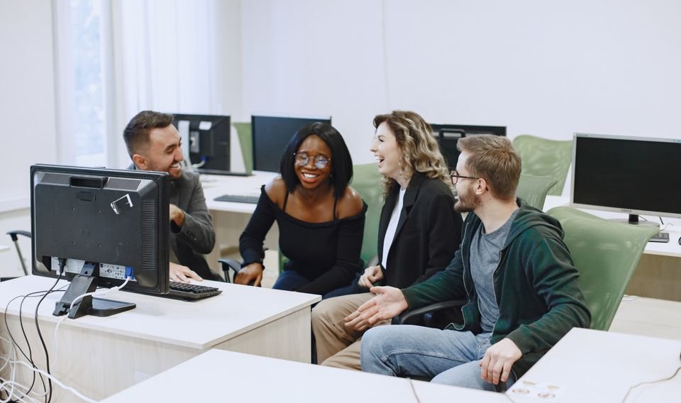 Custom software development process step 6: Launch, Training and Support