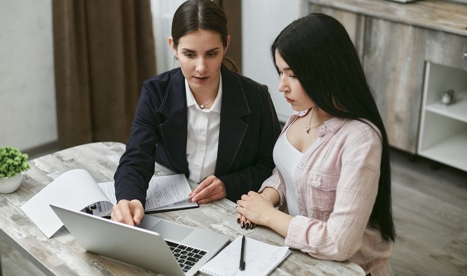 Website designing process step 1: Discovery and Consultation